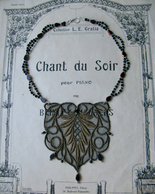 Asta antique lace necklace