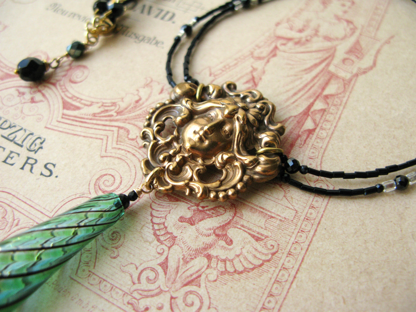 Arlecchino necklace Mascaron green