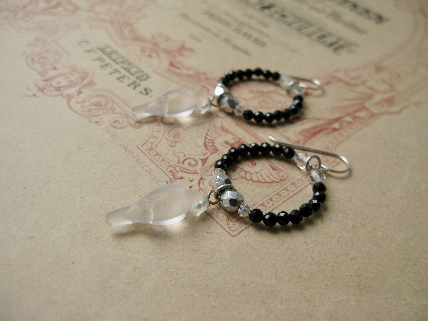 Liberté earrings with black spinel