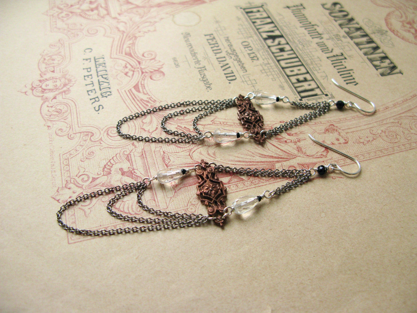 Broderie earrings