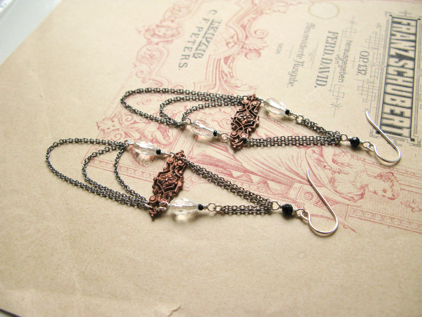 Broderie earrings