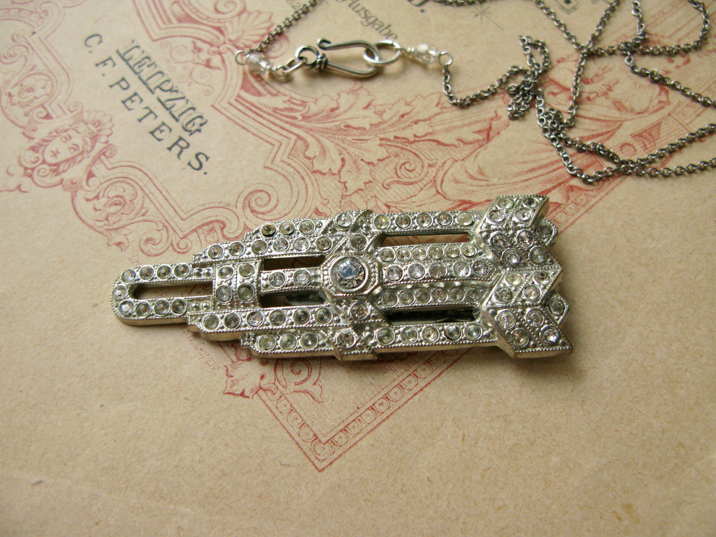 Manhattan dress clip necklace