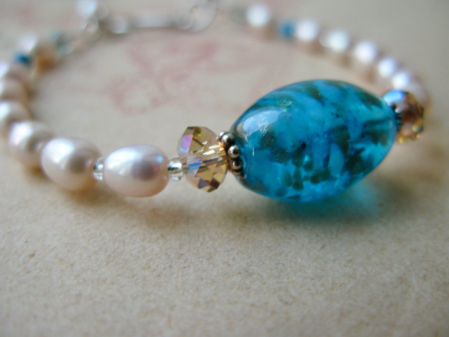 Fountain bracelet