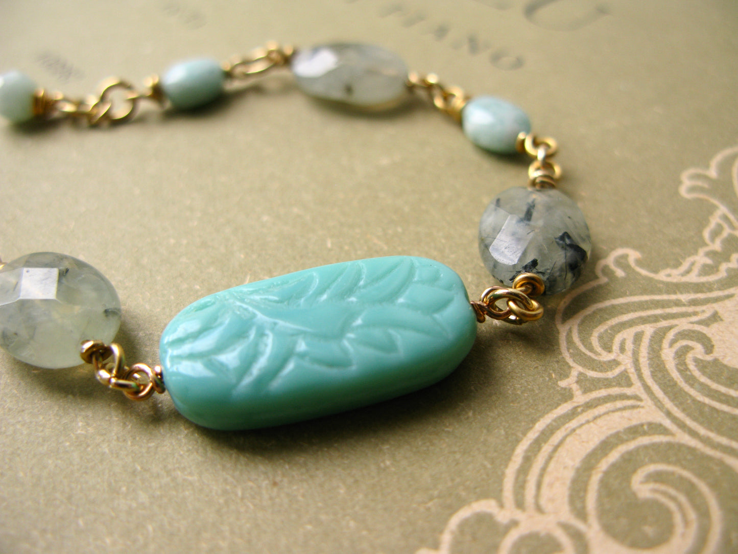 Set in Stone bracelet prehnite/amazonite