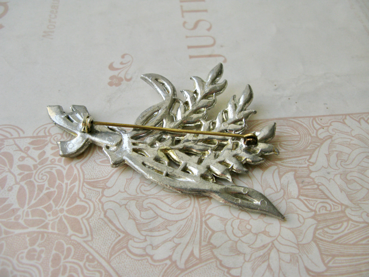 Secret Garden Bouquet brooch