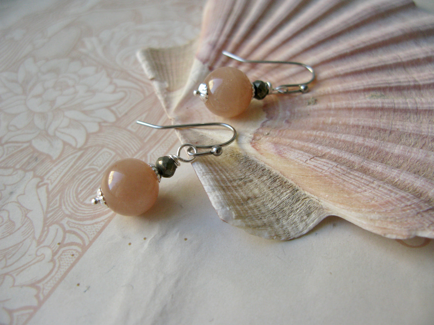 Aphrodite Pink Moon earrings