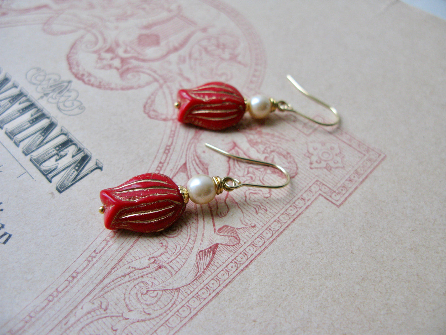 Tulipes earrings with pearl