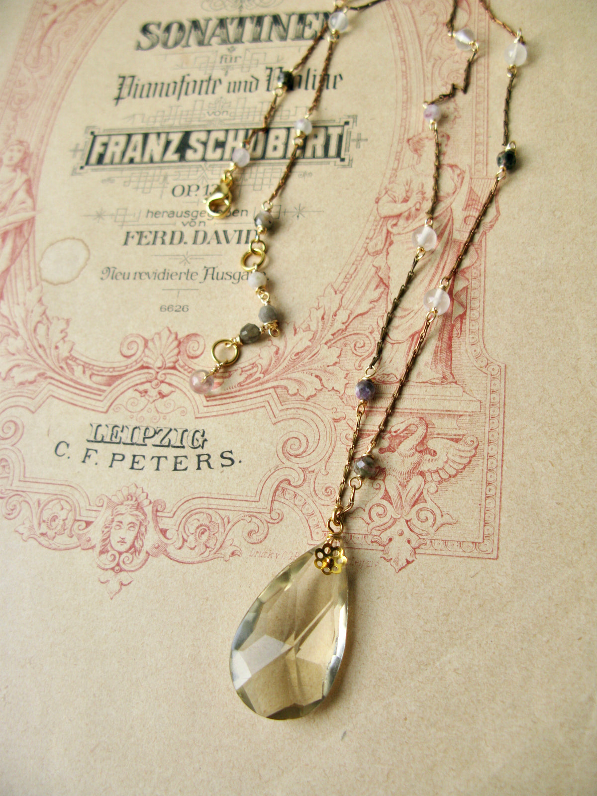 Queen of Hearts crystal necklace