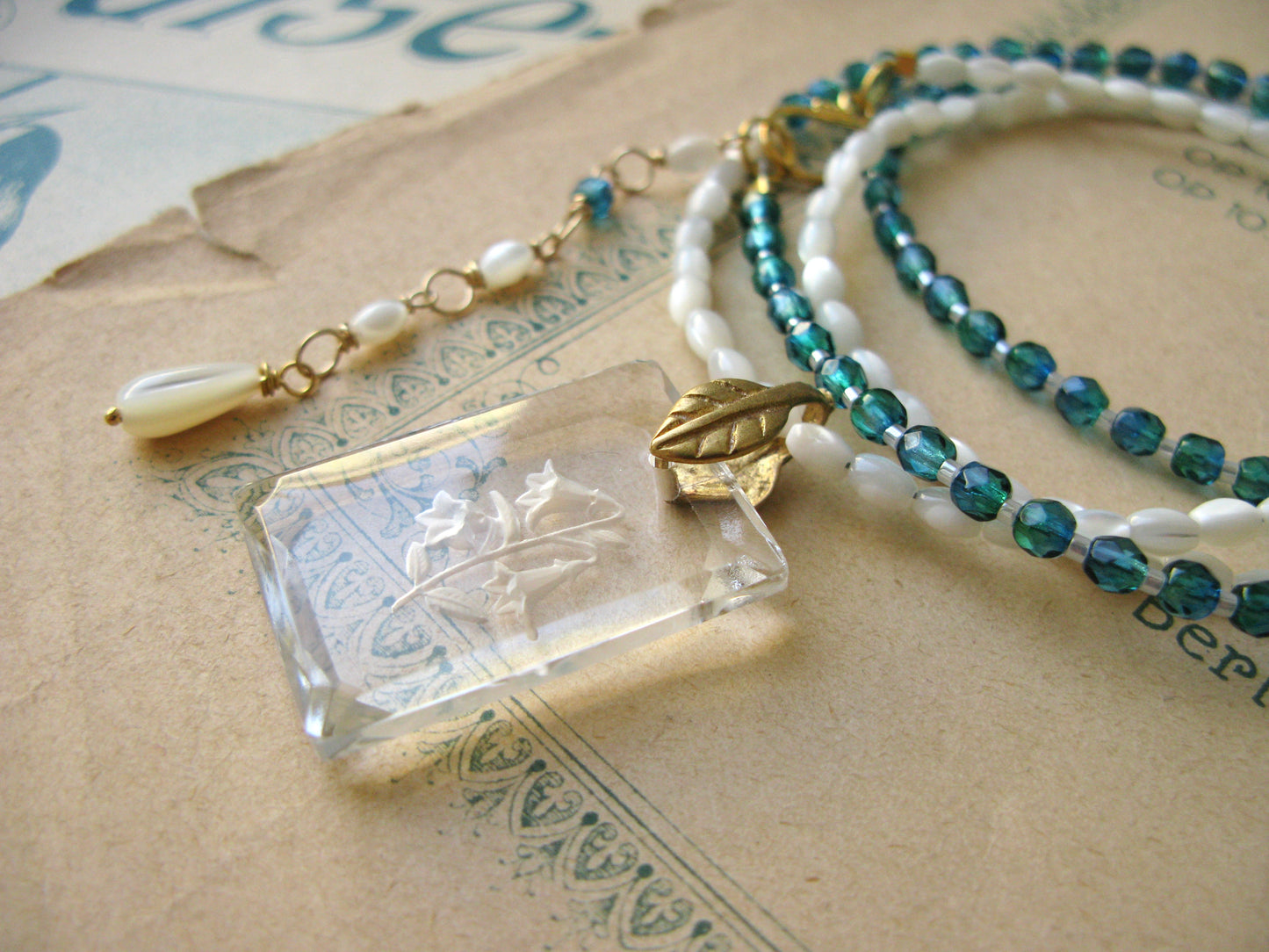 Lily necklace in aqua