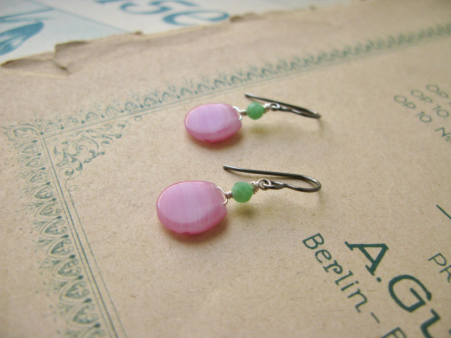 Too Cute earrings