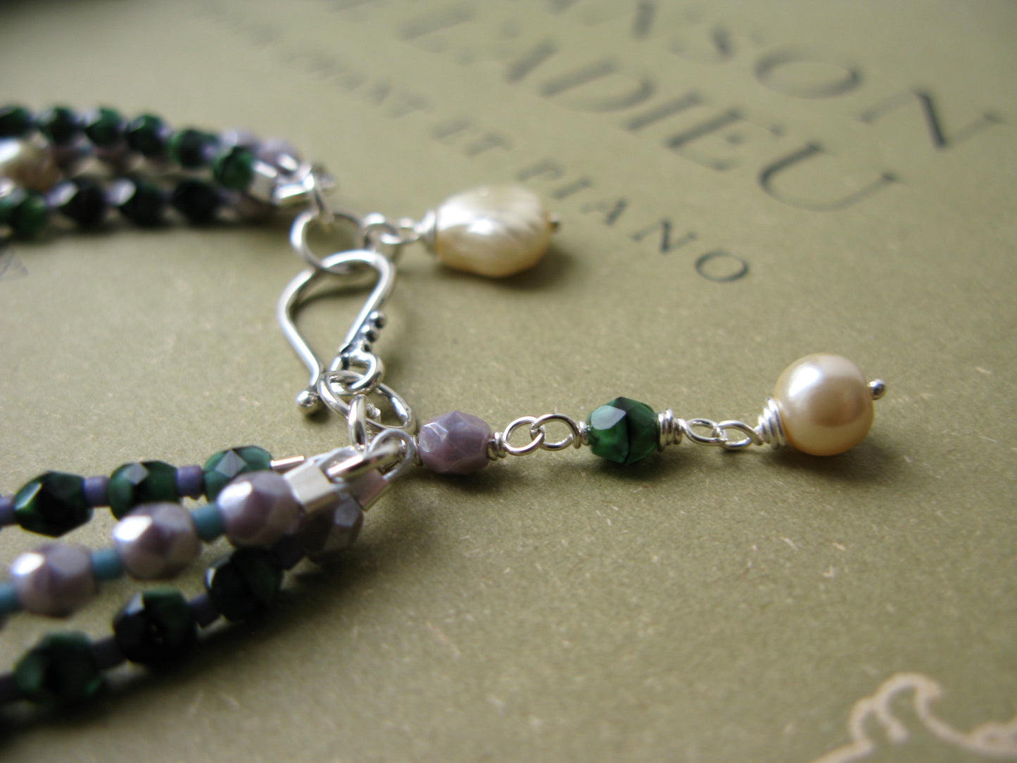 Freda Josephine pearls bracelet