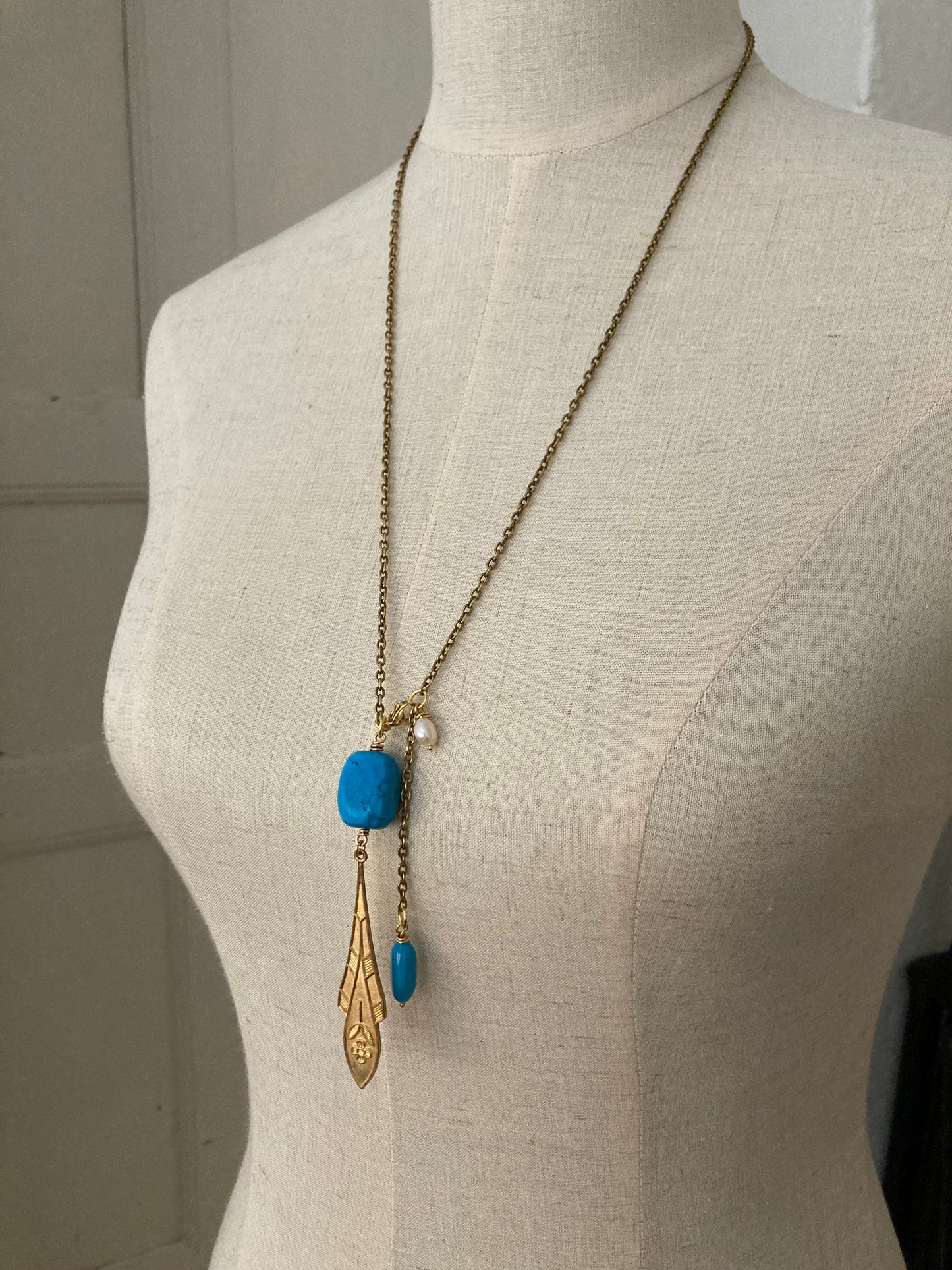 Plume necklace in turquoise