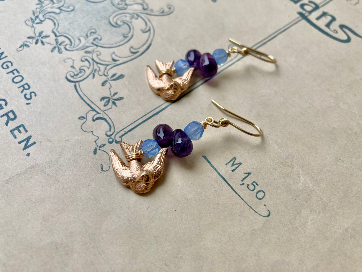 Hirondelle earrings in amethyst