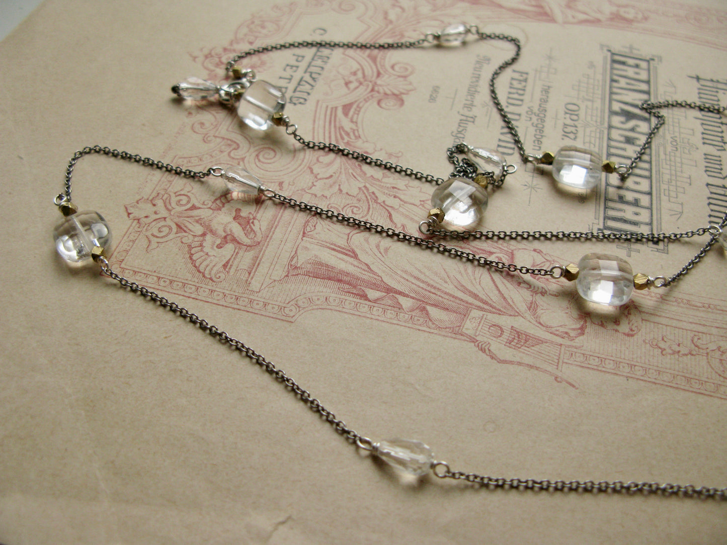 Manhattan long necklace