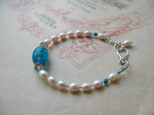 Fountain bracelet