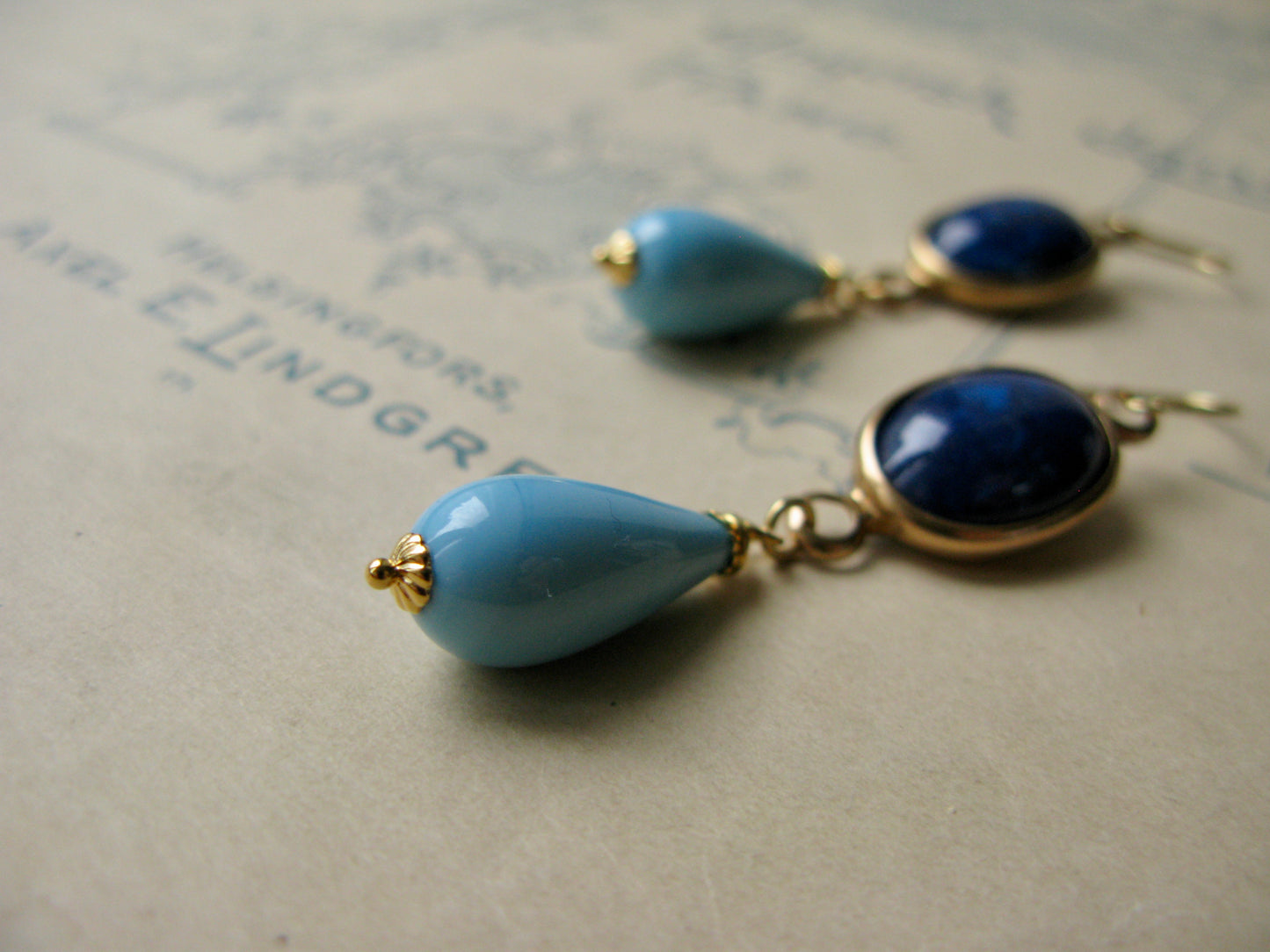 Azur long earrings