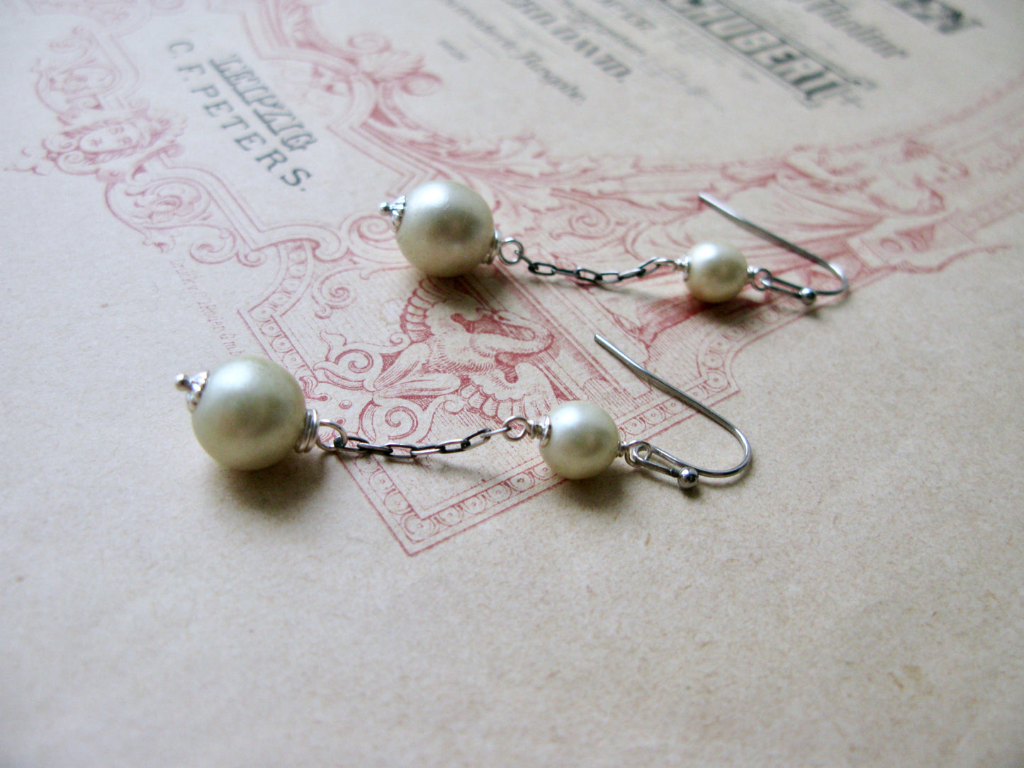 Old Hollywood pearl drop earrings