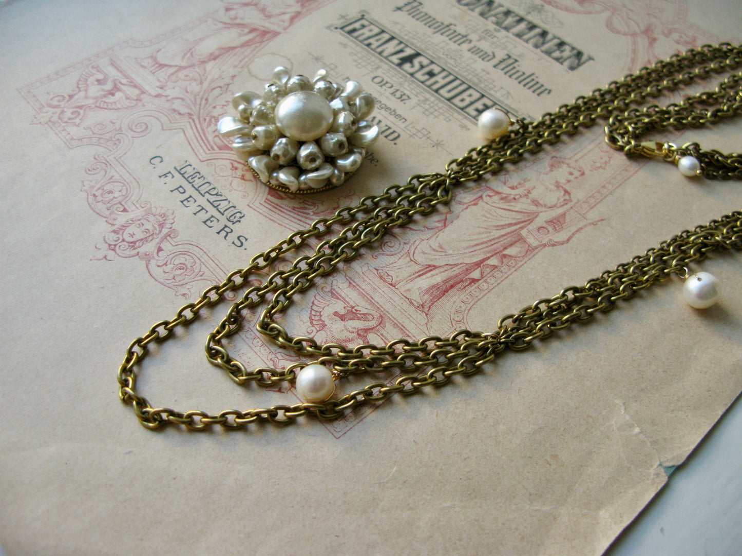 Old Hollywood brooch + chain necklace