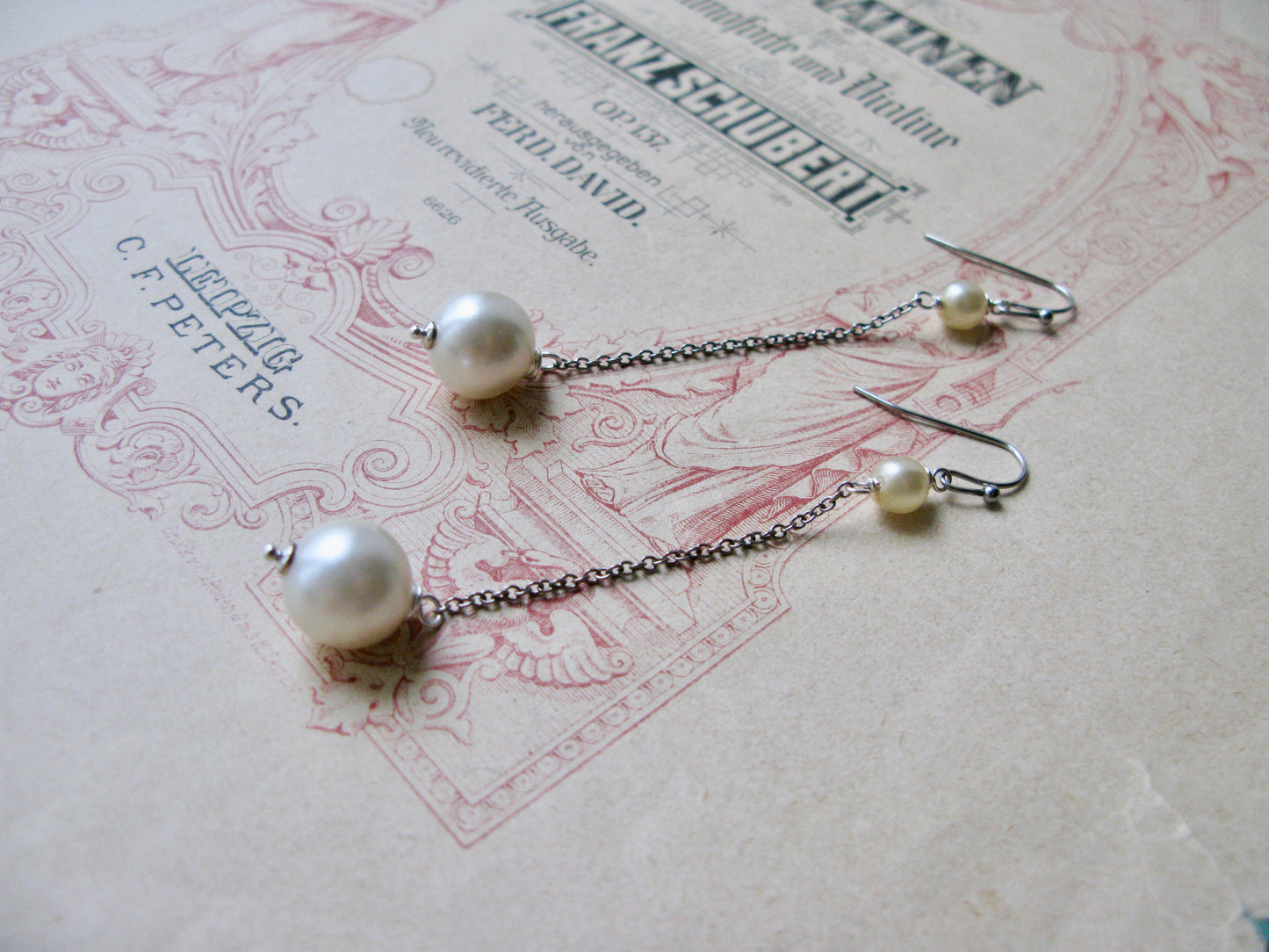 Old Hollywood long pearl drop earrings