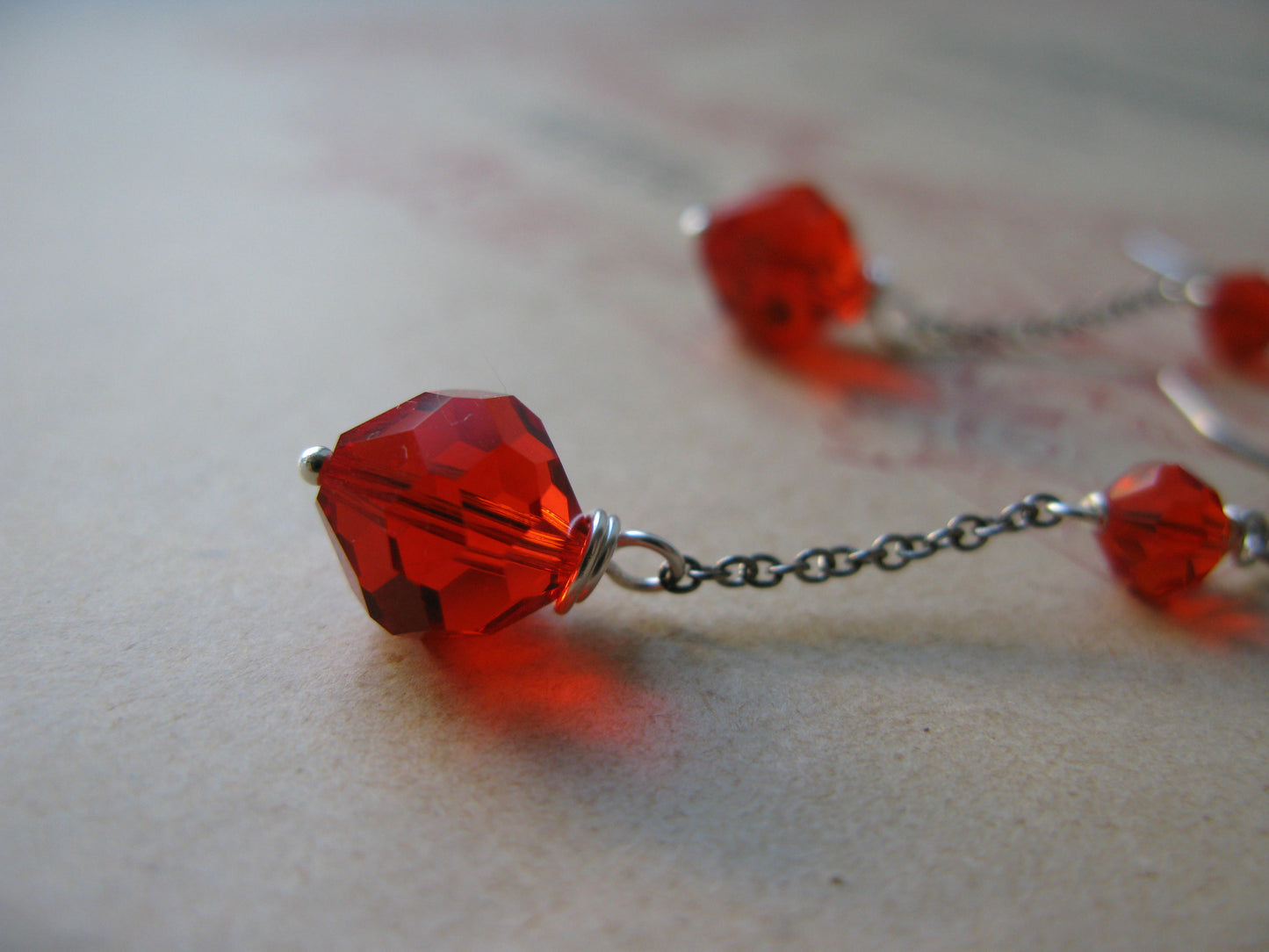 Old Hollywood crystal drop short earrings in hyacinth