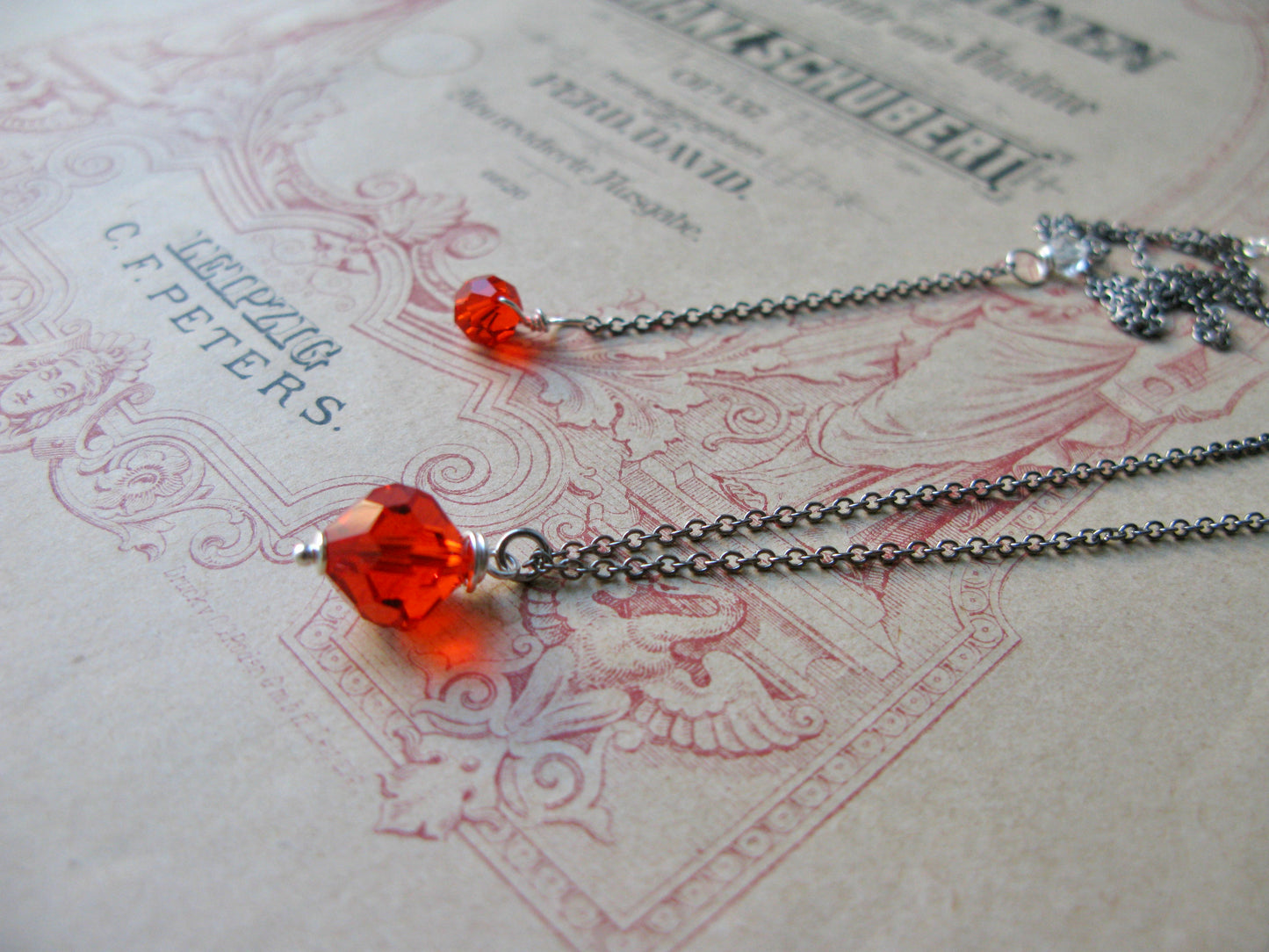 Old Hollywood crystal drop short necklace in hyacinth