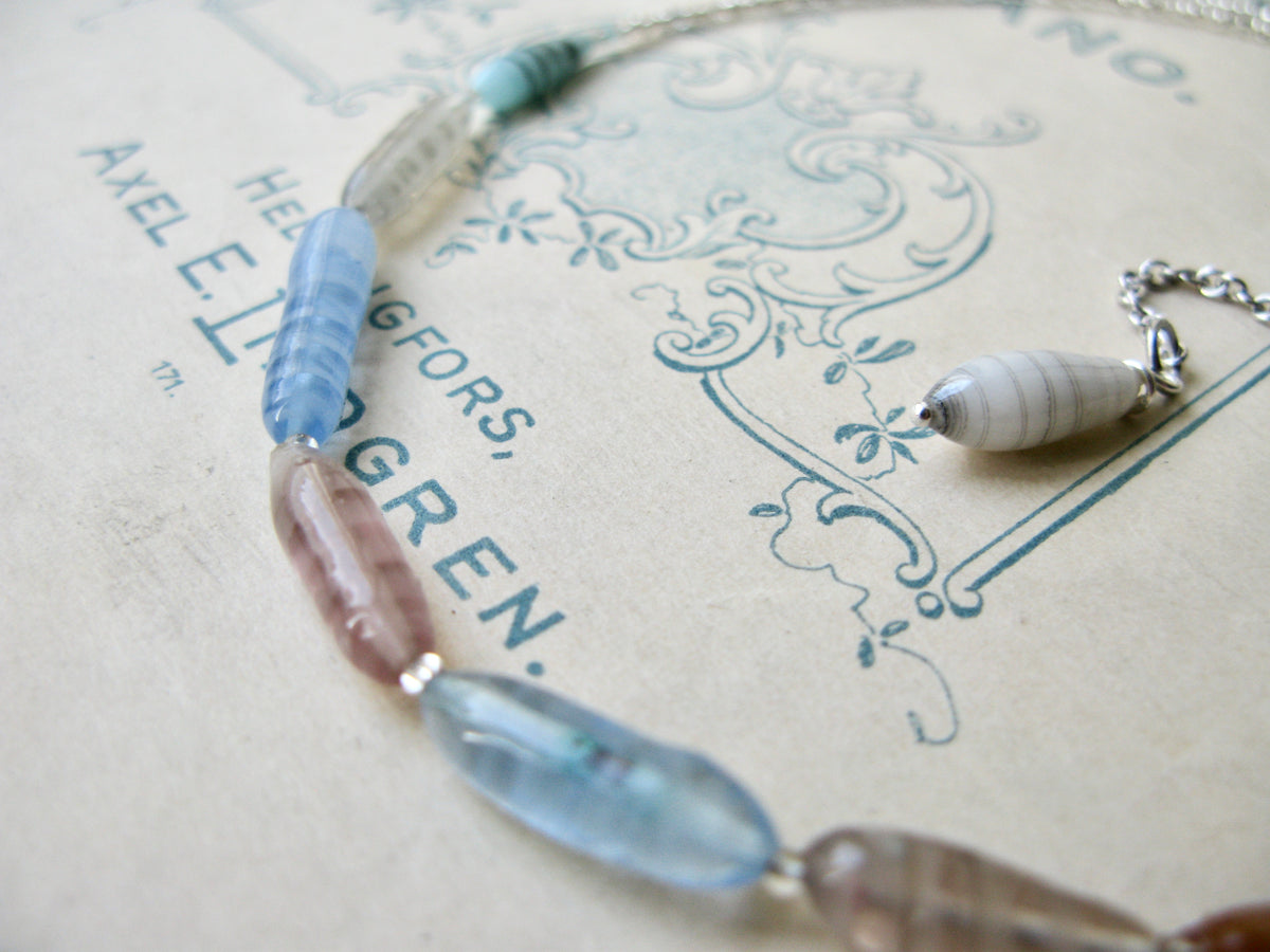 Palette necklace