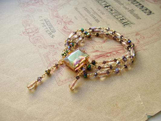 Queen of Hearts bracelet in champagne