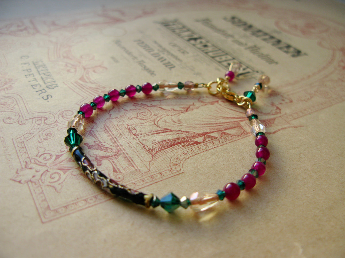 Suits single bracelet in purple