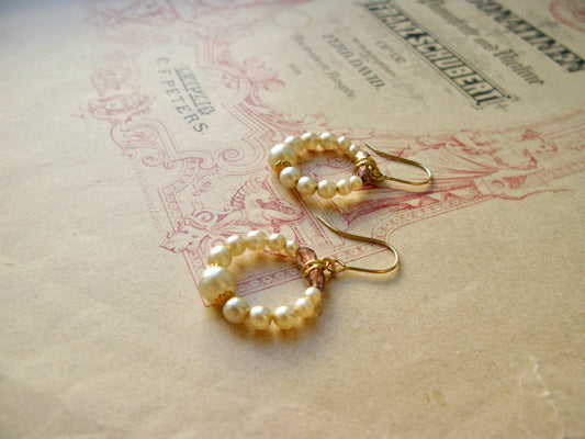 Queen of Hearts little pearl hoops earrings